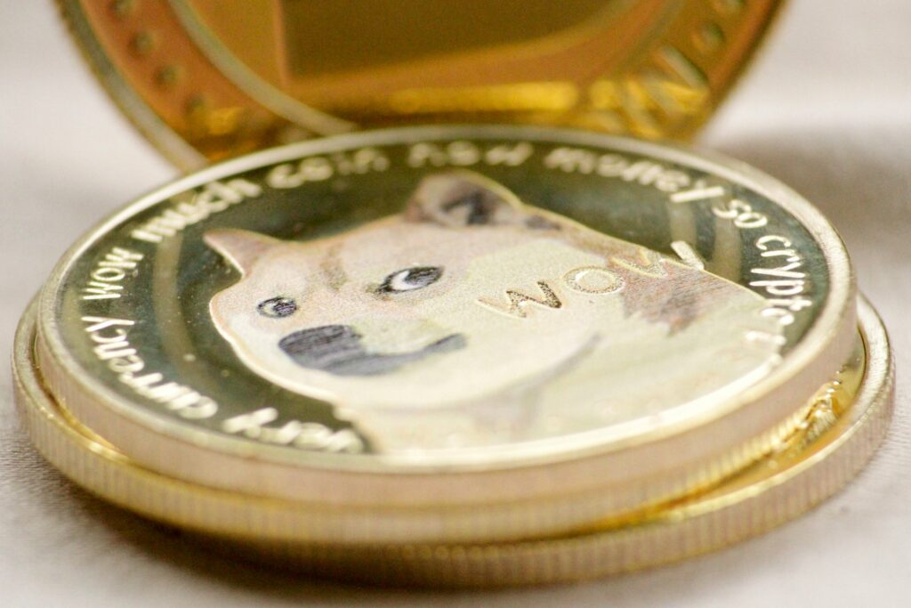Analysts Forecast Big DOGE Move Amid Volume Spike