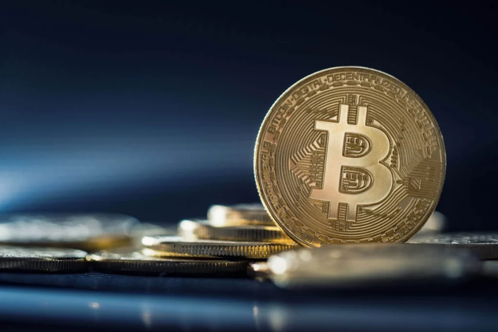 Bitcoin Price Faces $62K Risk Despite Positive July ETF Flows